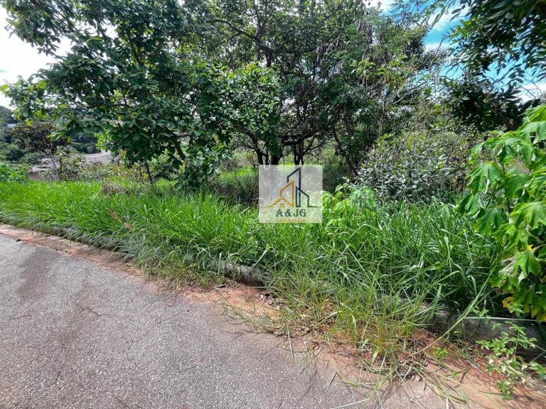 LOTE NO BAIRRO ECO PARCK ( ICARAÍ) LOTE NO BAIRRO ECO PARCK ( ICARAÍ)