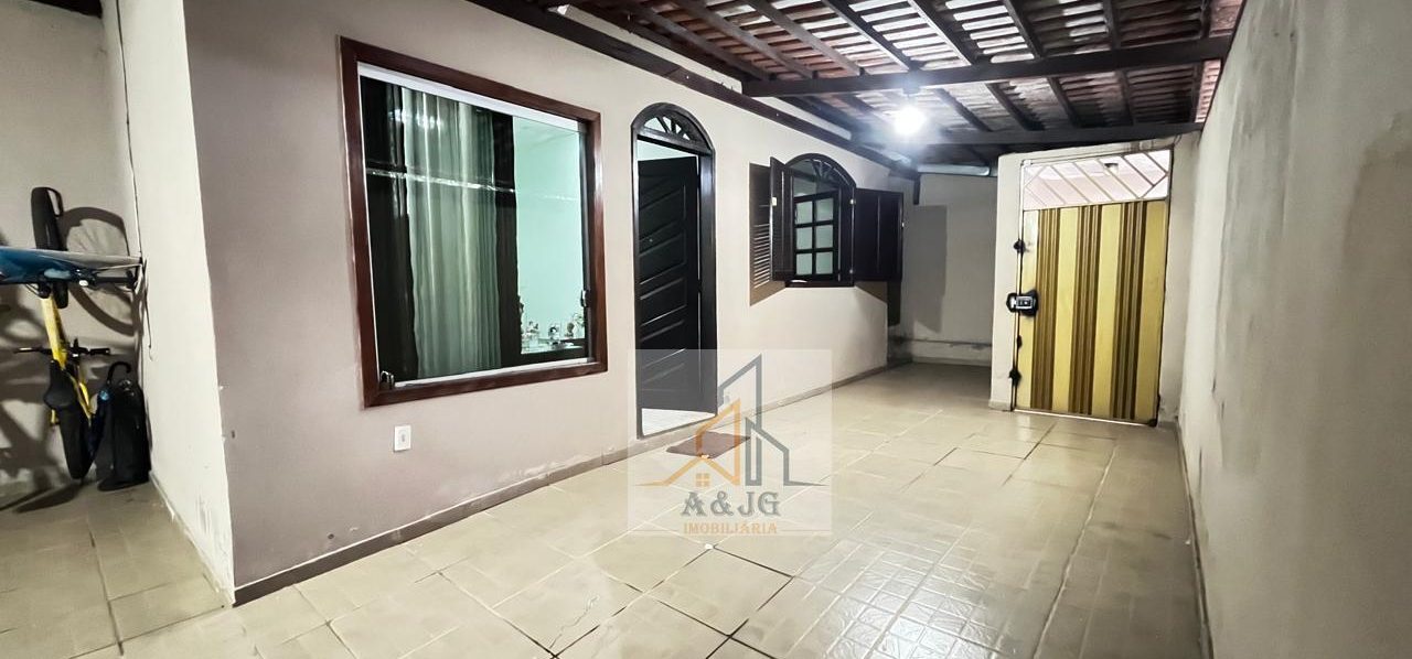 CASA NO BAIRRO CANAAN (OPORTUNIDADE)