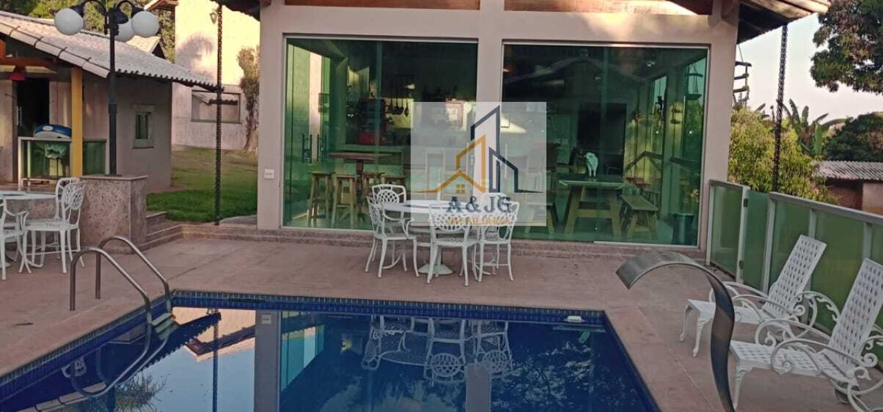 CASA EM CONDOMINIO EM MATEUS LEME ( TERRA FÉRTIL)