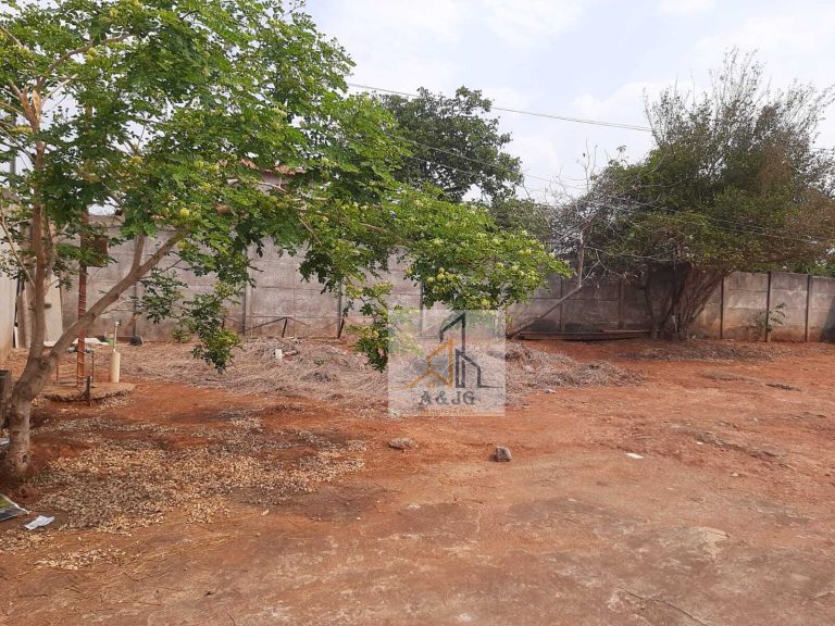 CASA NO BAIRRO JOÃO PAULO MATEUS LEME CASA NO BAIRRO JOÃO PAULO MATEUS LEME