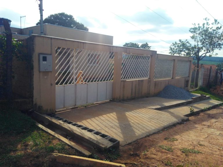 CASA NO BAIRRO VILA MARIA REGINA (ICARAÍ) CASA NO BAIRRO VILA MARIA REGINA (ICARAÍ)