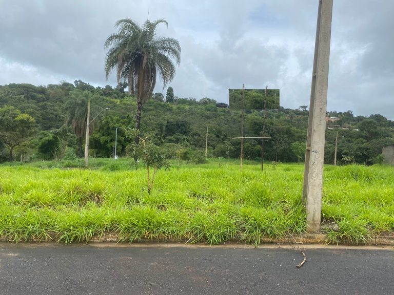 LOTE NO BAIRRO RESIDENCIAL VILA NOVA LOTE NO BAIRRO RESIDENCIAL VILA NOVA