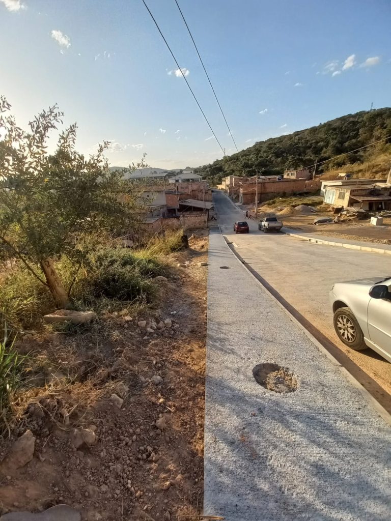 LOTE NO BAIRRO DUQUE DE CAXIAS EM BETIM LOTE NO BAIRRO DUQUE DE CAXIAS EM BETIM