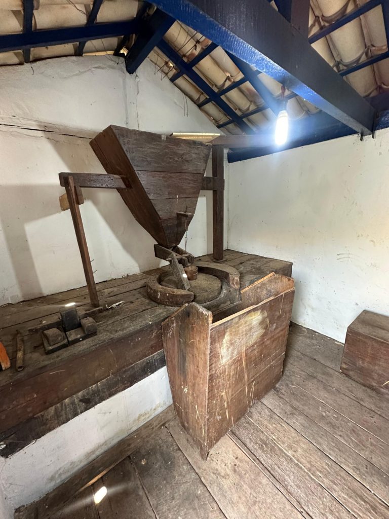 FAZENDA EM CARMÓPOLIS DE MINAS FAZENDA EM CARMÓPOLIS DE MINAS