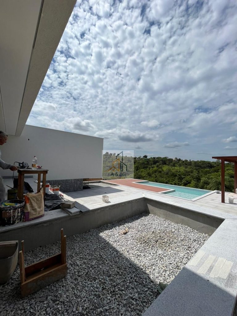 CASA EM CONDOMÍNIO VALE DA SERRA ( BETIM)