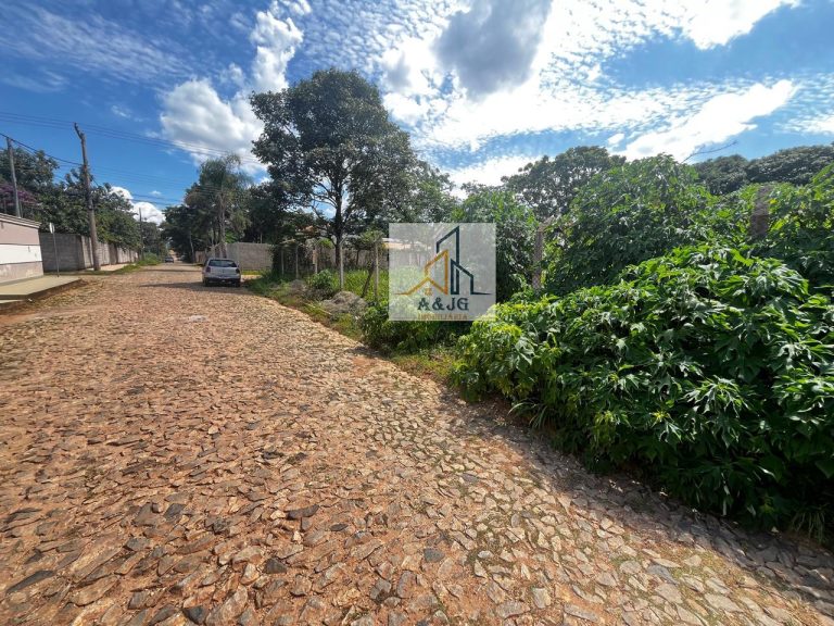 LOTE NO BAIRRO VILA MARIA REGINA (OPORTUNIDADE) LOTE NO BAIRRO VILA MARIA REGINA (OPORTUNIDADE)