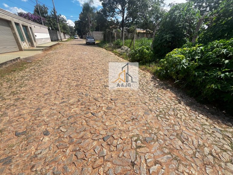 LOTE NO BAIRRO VILA MARIA REGINA (OPORTUNIDADE) LOTE NO BAIRRO VILA MARIA REGINA (OPORTUNIDADE)