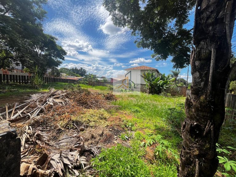 LOTE NO BAIRRO VILA MARIA REGINA ( ICARAÍ) LOTE NO BAIRRO VILA MARIA REGINA ( ICARAÍ)