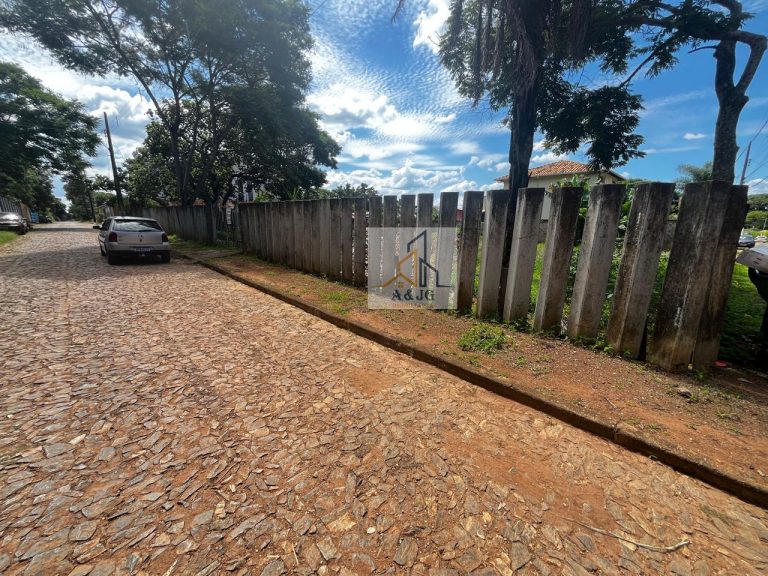 LOTE NO BAIRRO VILA MARIA REGINA ( ICARAÍ) LOTE NO BAIRRO VILA MARIA REGINA ( ICARAÍ)