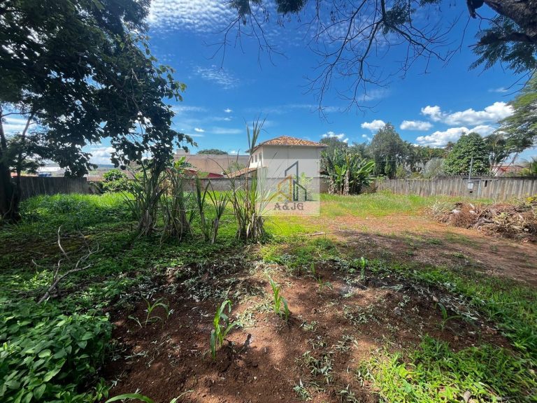 LOTE NO BAIRRO VILA MARIA REGINA ( ICARAÍ) LOTE NO BAIRRO VILA MARIA REGINA ( ICARAÍ)