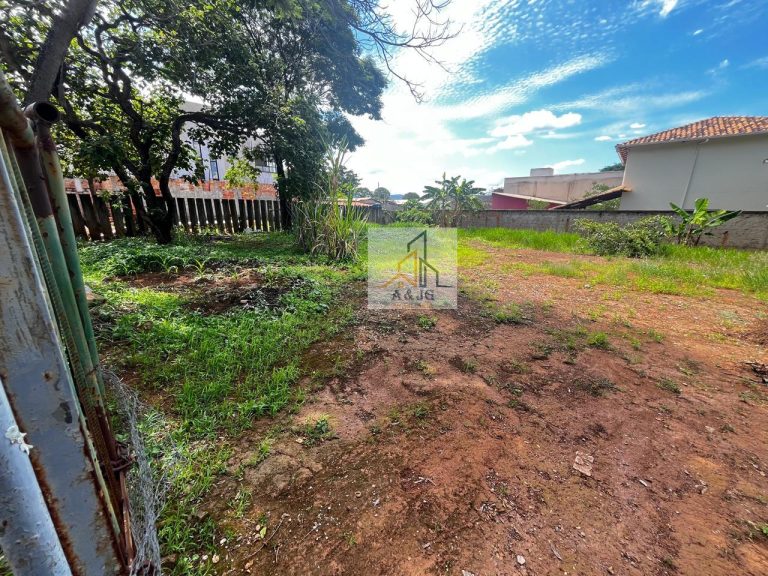 LOTE NO BAIRRO VILA MARIA REGINA ( ICARAÍ) LOTE NO BAIRRO VILA MARIA REGINA ( ICARAÍ)