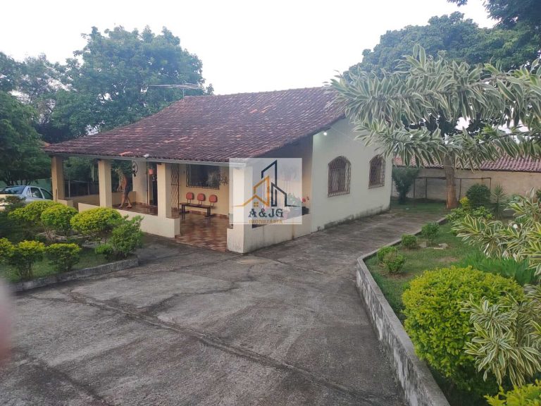 SÍTIO NO BAIRRO VILA MARIA REGINA ( ICARAÍ)
