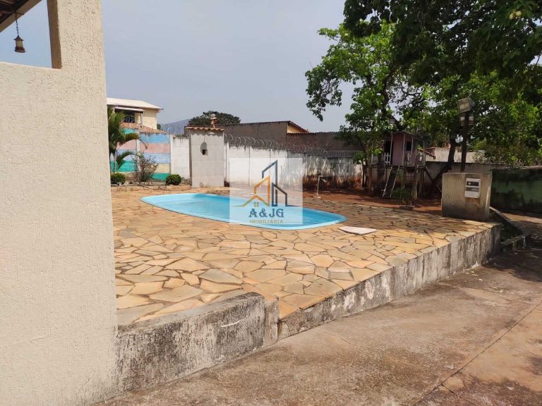 SÍTIO NO BAIRRO VILA MARIA REGINA ( ICARAÍ)