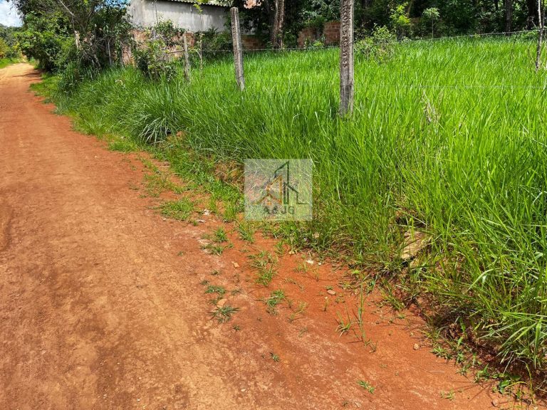 LOTE NO BAIRRO VILA MARIA REGINA ( OPORTUNIDADE)